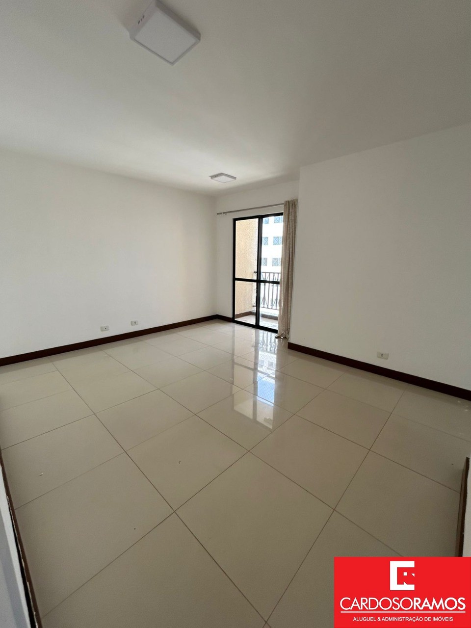 Apartamento para alugar com 3 quartos, 67m² - Foto 3