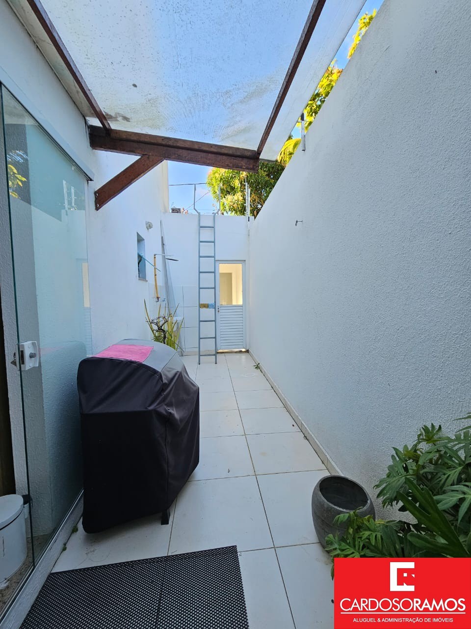 Casa - Buraquinho