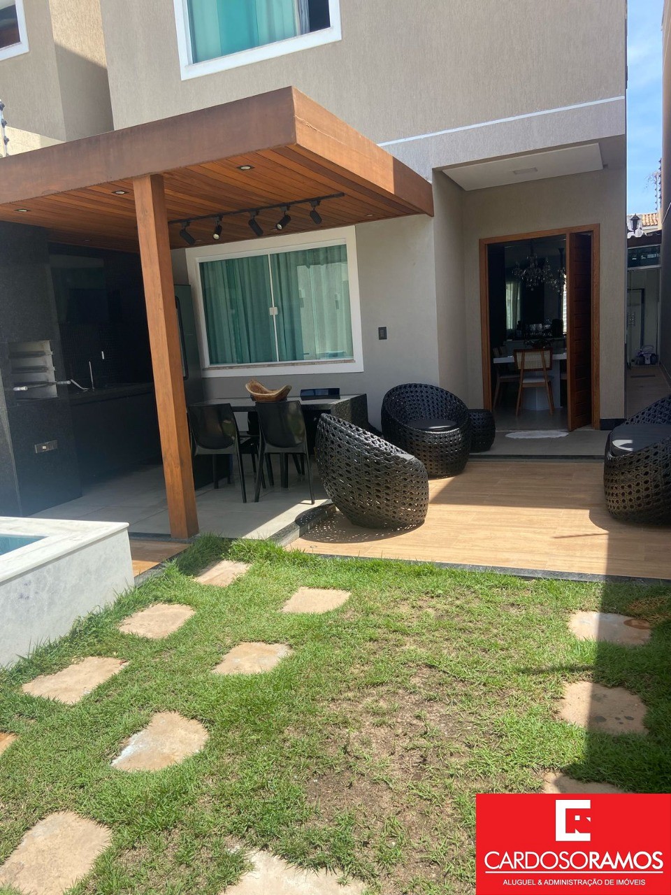 Casa - Pitangueiras