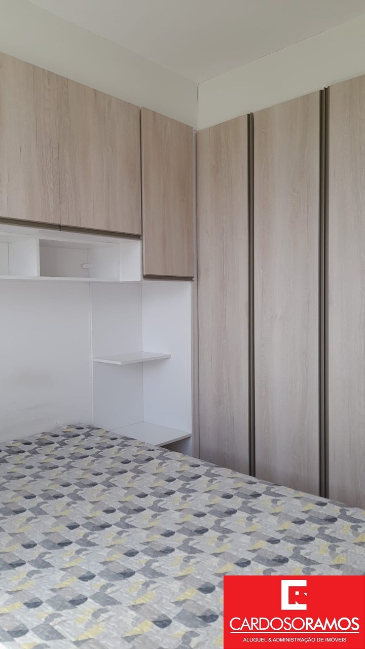 Apartamento - Buraquinho