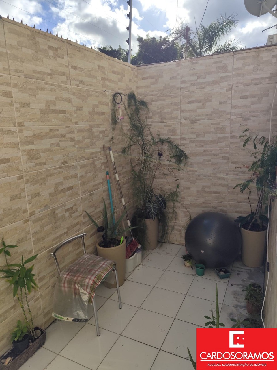 Apartamento - Estrada do côco