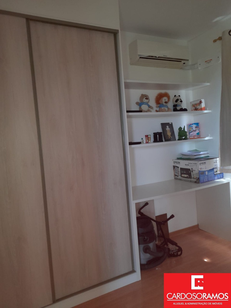 Apartamento - Buraquinho