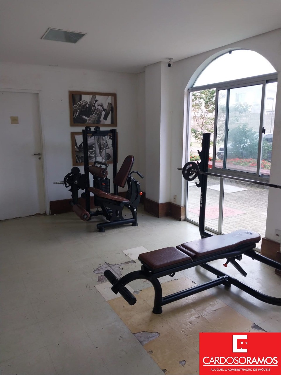 Apartamento - Buraquinho
