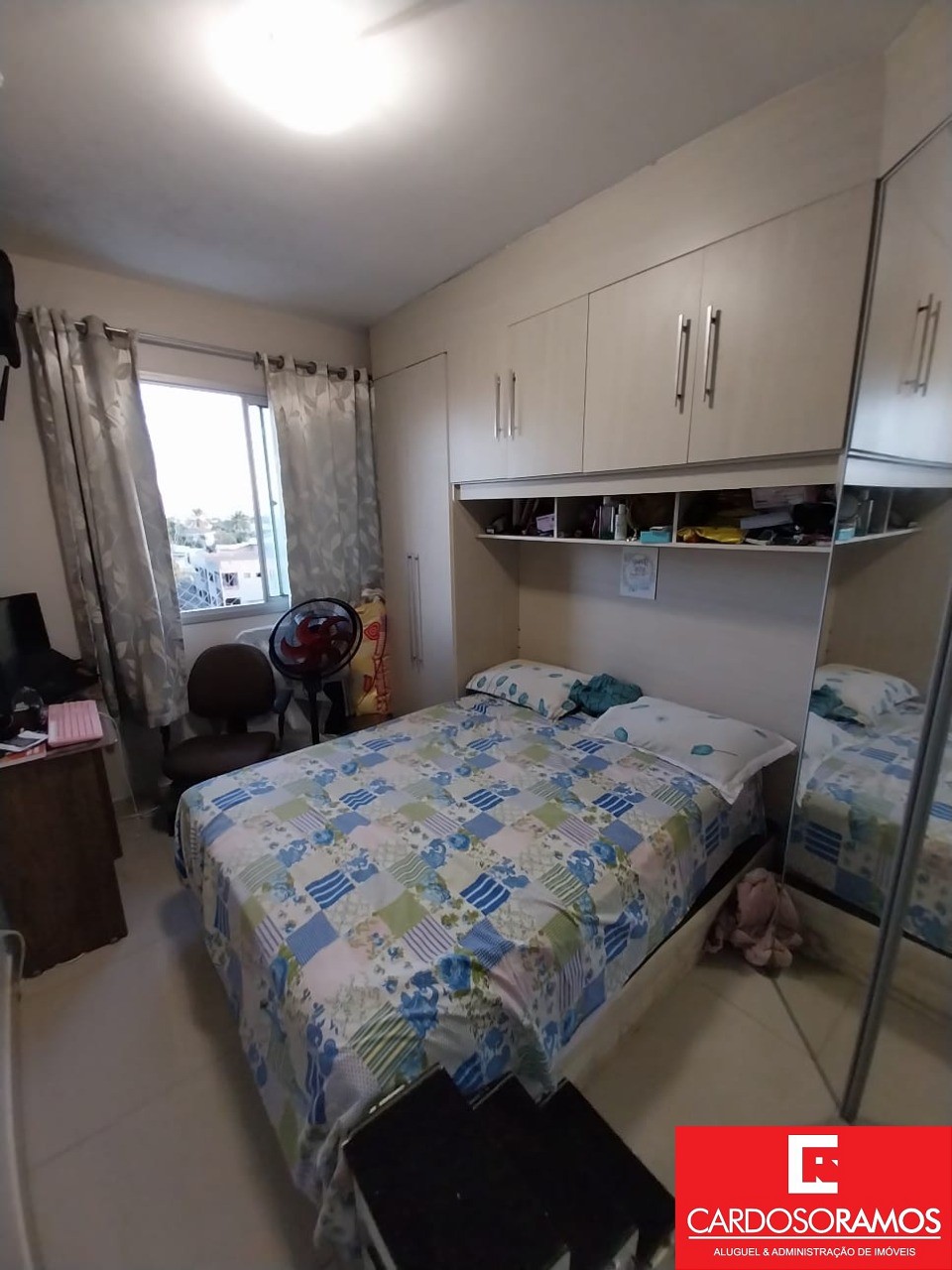 Apartamento - Buraquinho