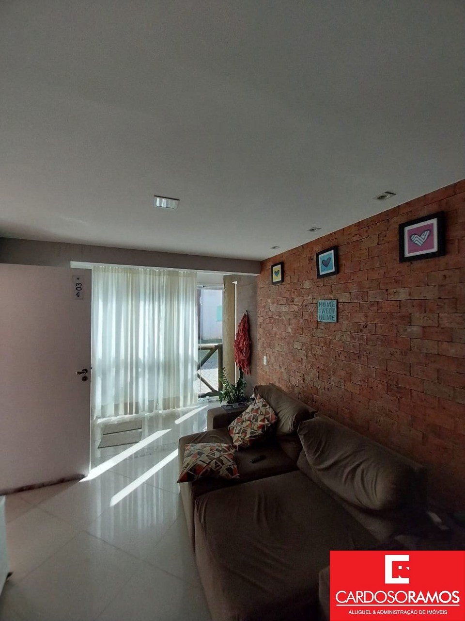 Apartamento - Buraquinho