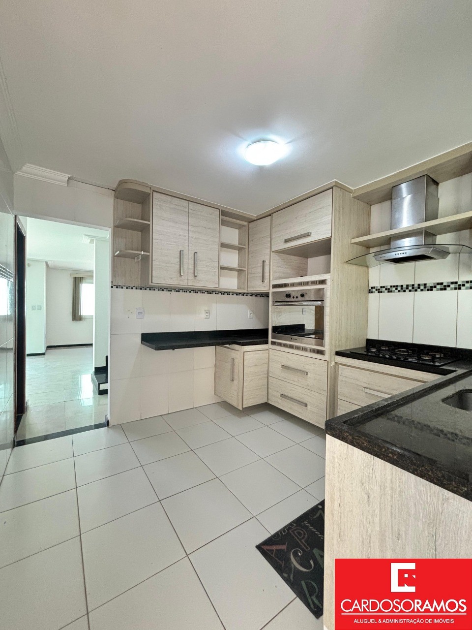 Casa à venda com 4 quartos, 140m² - Foto 8