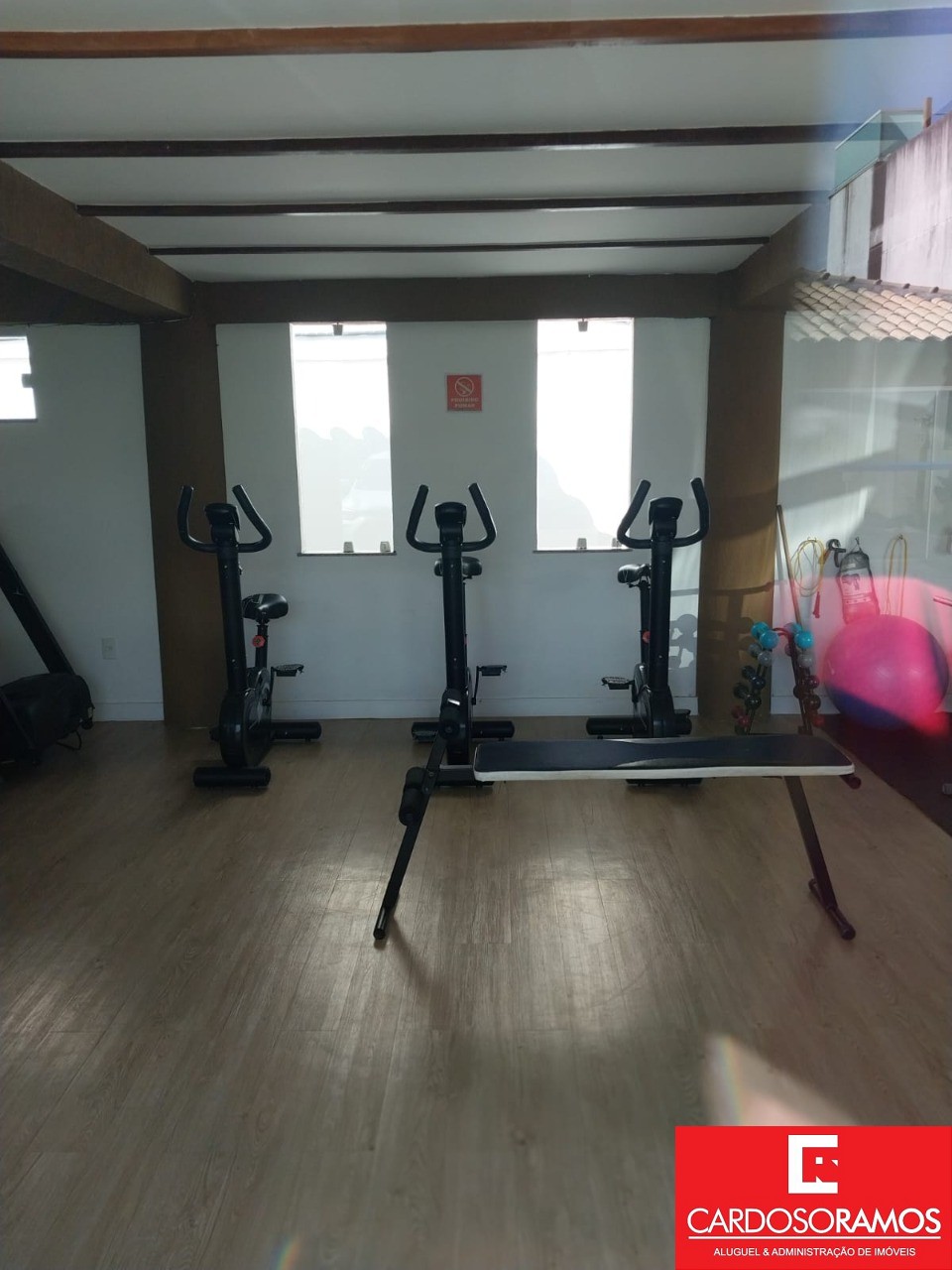 Apartamento - Buraquinho