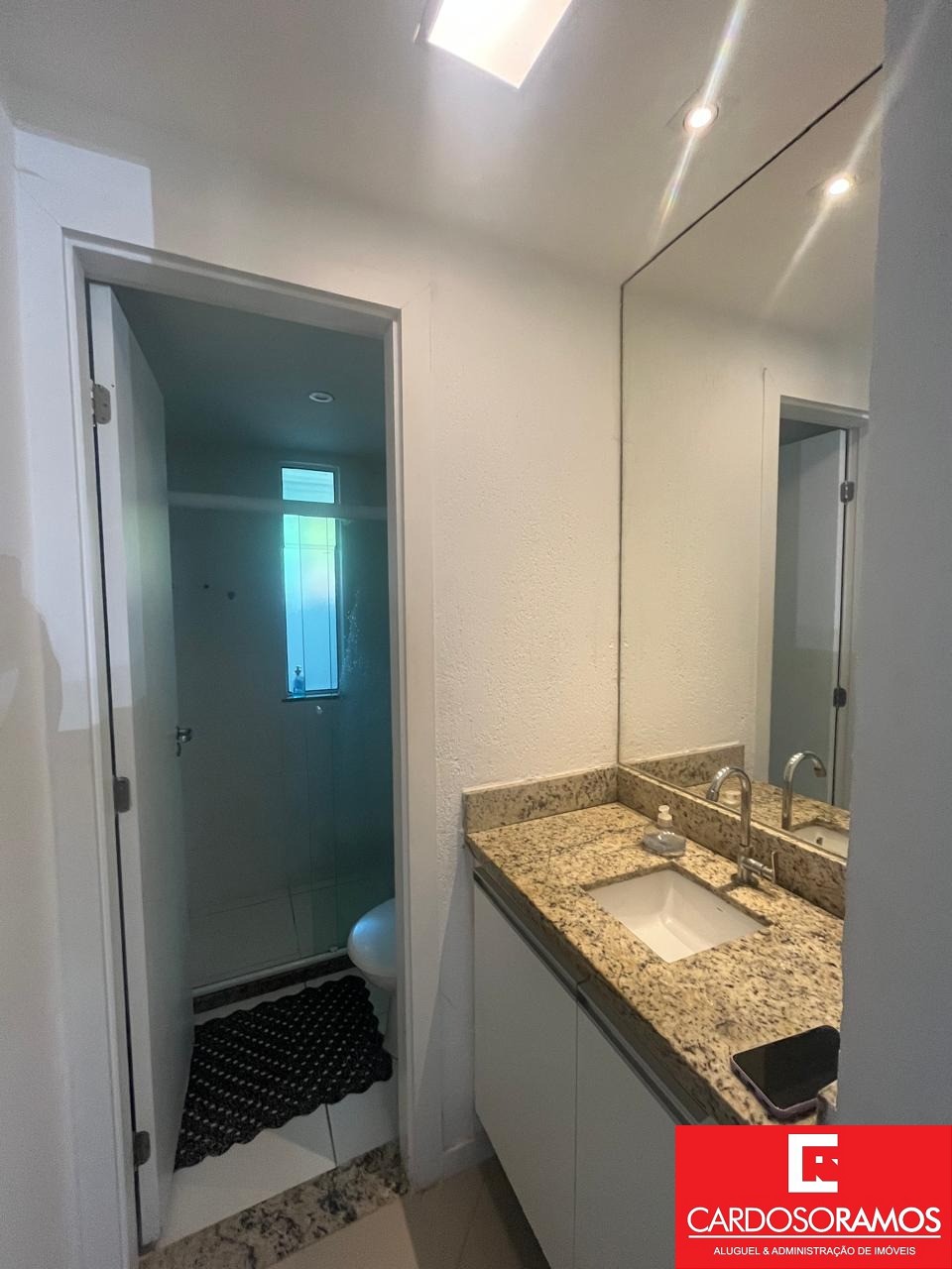 Apartamento - Buraquinho