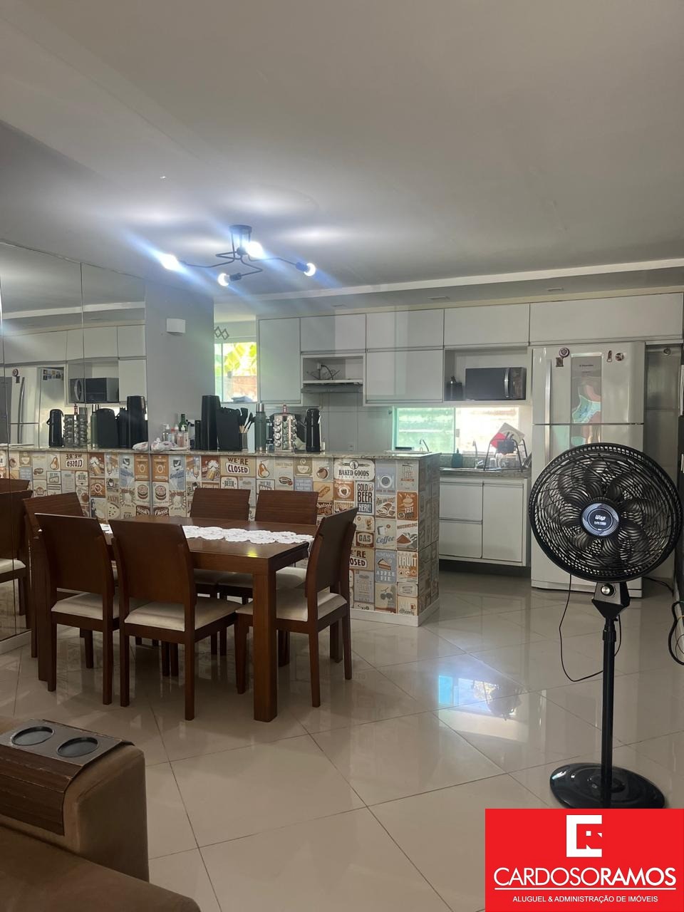 Apartamento - Buraquinho