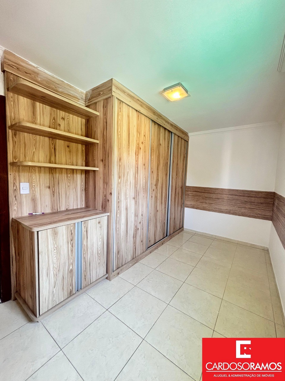 Casa à venda com 4 quartos, 140m² - Foto 11