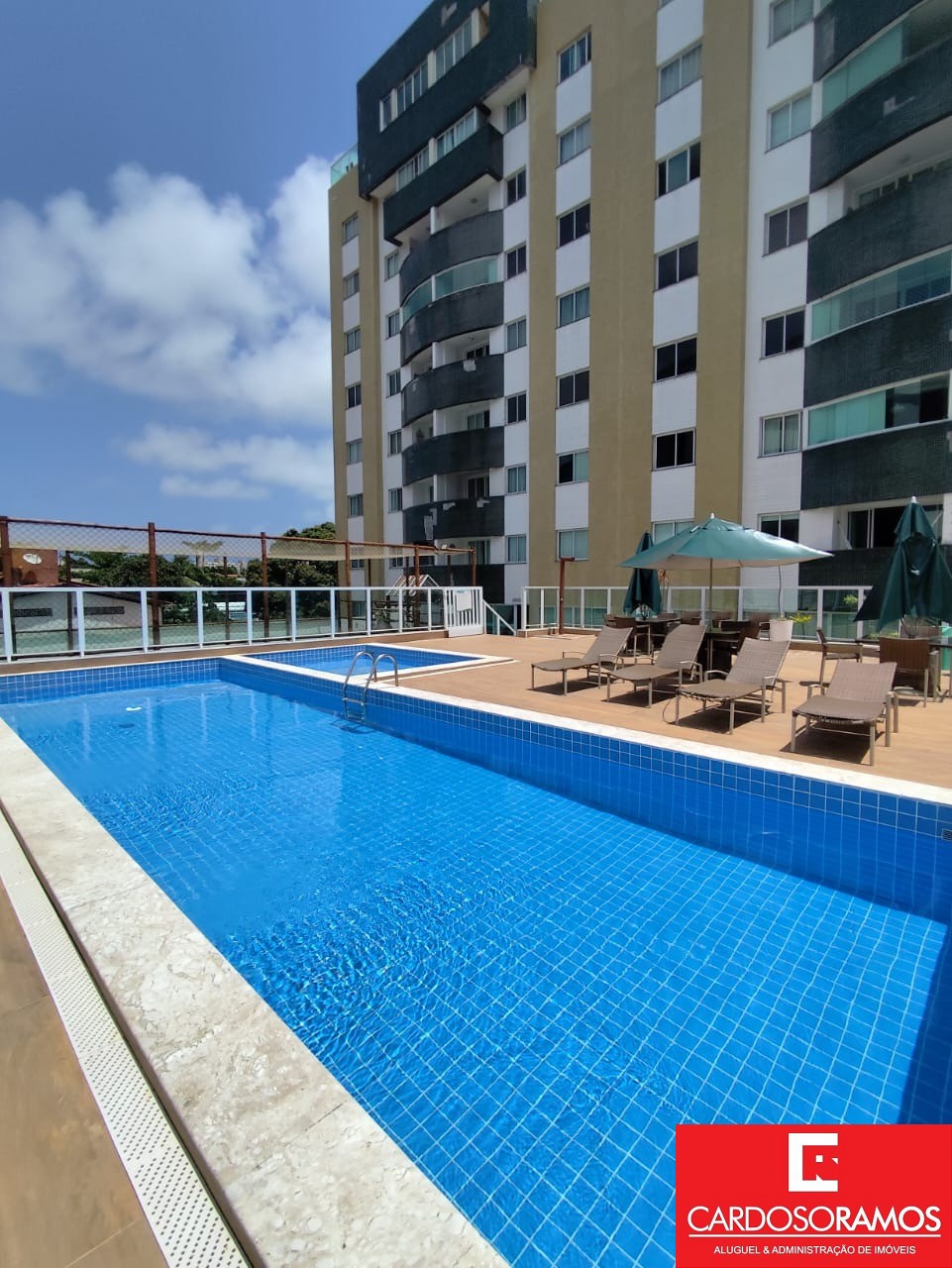 Apartamento - Pitangueiras
