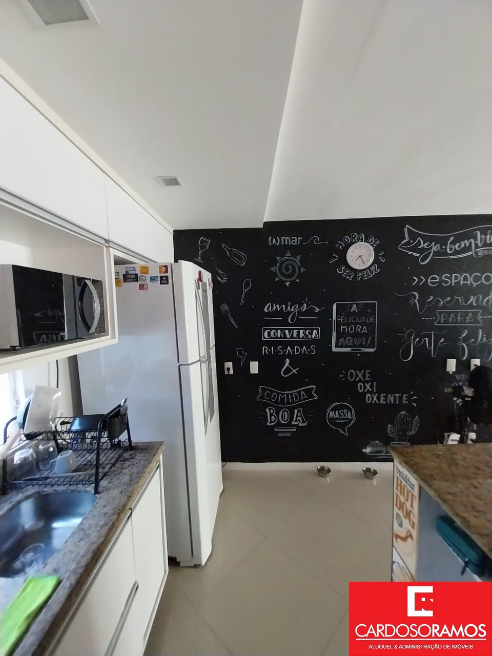Apartamento - Buraquinho