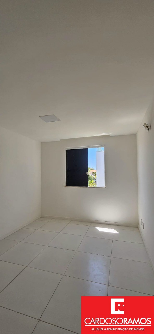 Apartamento - Buraquinho