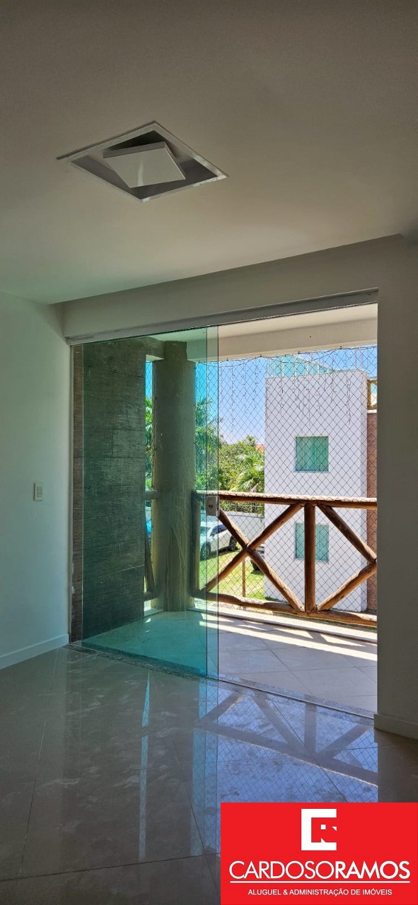 Apartamento - Buraquinho