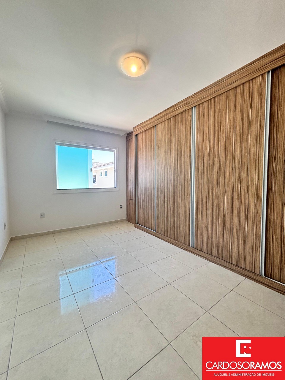 Casa à venda com 4 quartos, 140m² - Foto 15