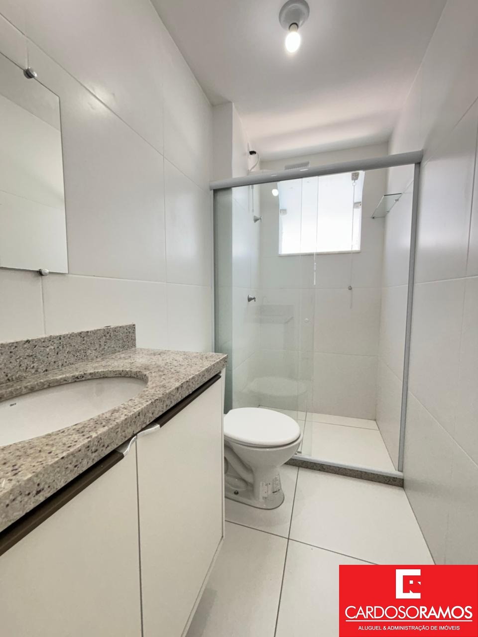 Apartamento - Buraquinho