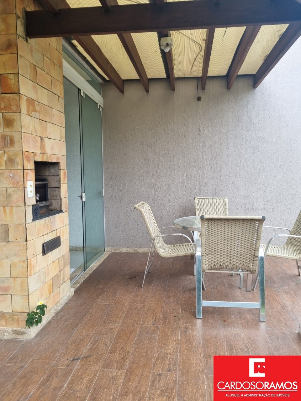 Casa à venda e aluguel com 6 quartos, 225m² - Foto 21