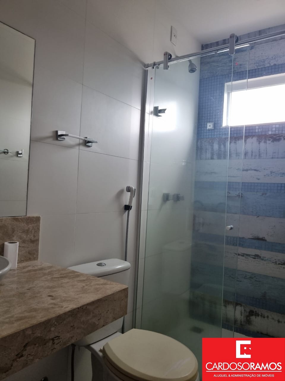 Casa à venda e aluguel com 6 quartos, 225m² - Foto 6