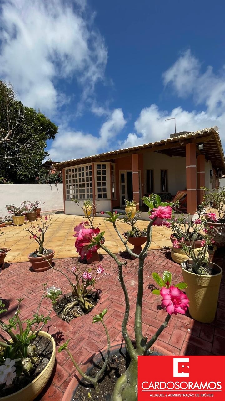 Casa, 2 quartos, 203 m² - Foto 1