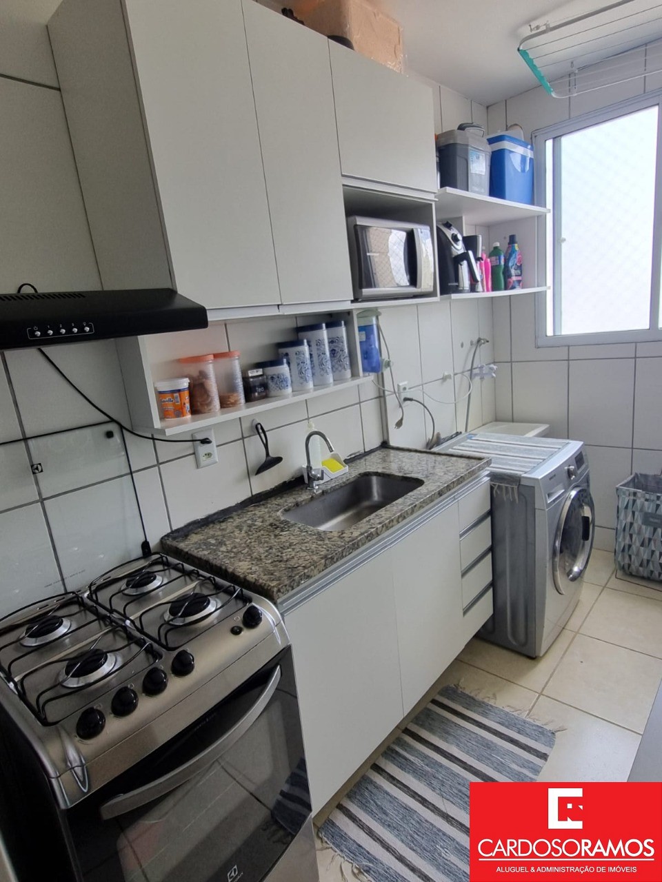 Apartamento - Buraquinho