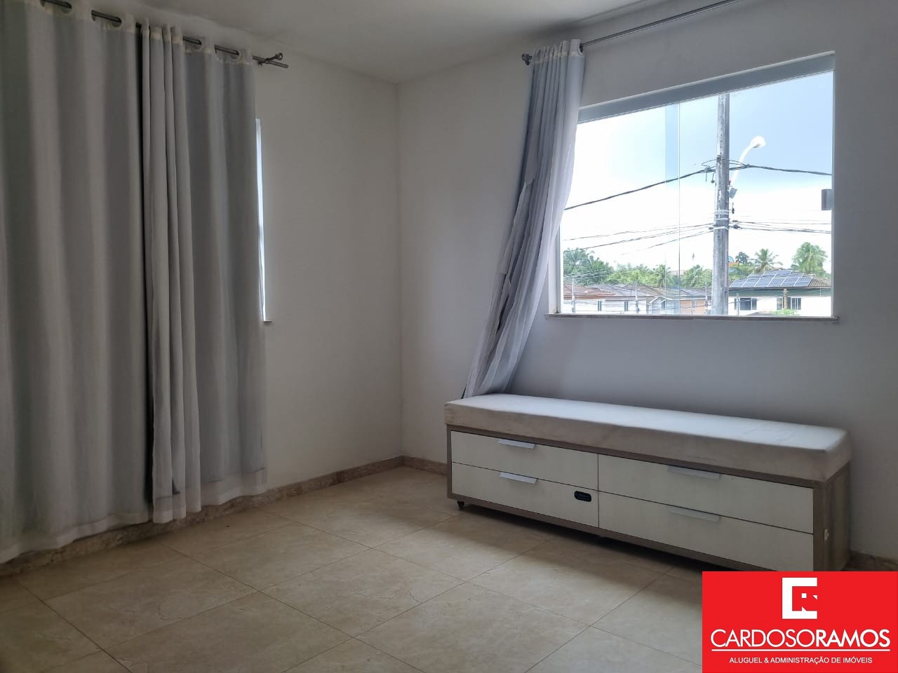 Casa à venda e aluguel com 6 quartos, 225m² - Foto 11