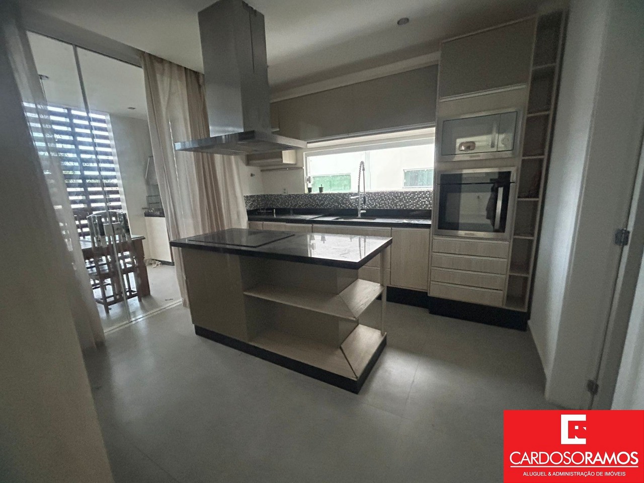 Casa, 6 quartos, 350 m² - Foto 3