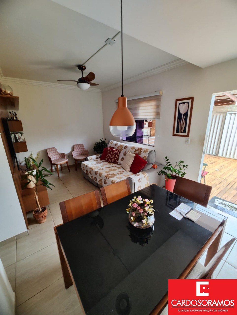 Casa, 3 quartos, 92 m² - Foto 2