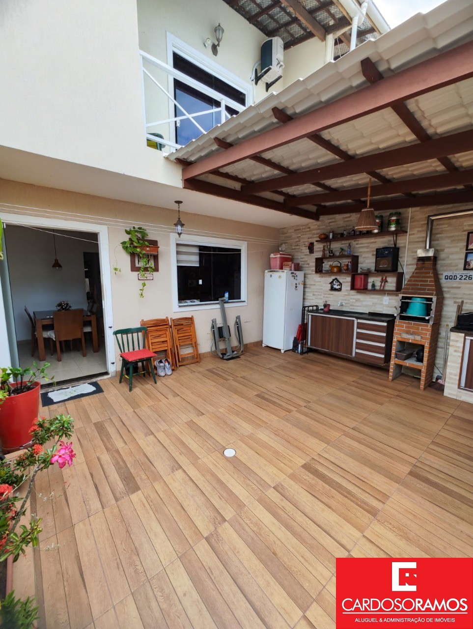 Casa, 3 quartos, 92 m² - Foto 1