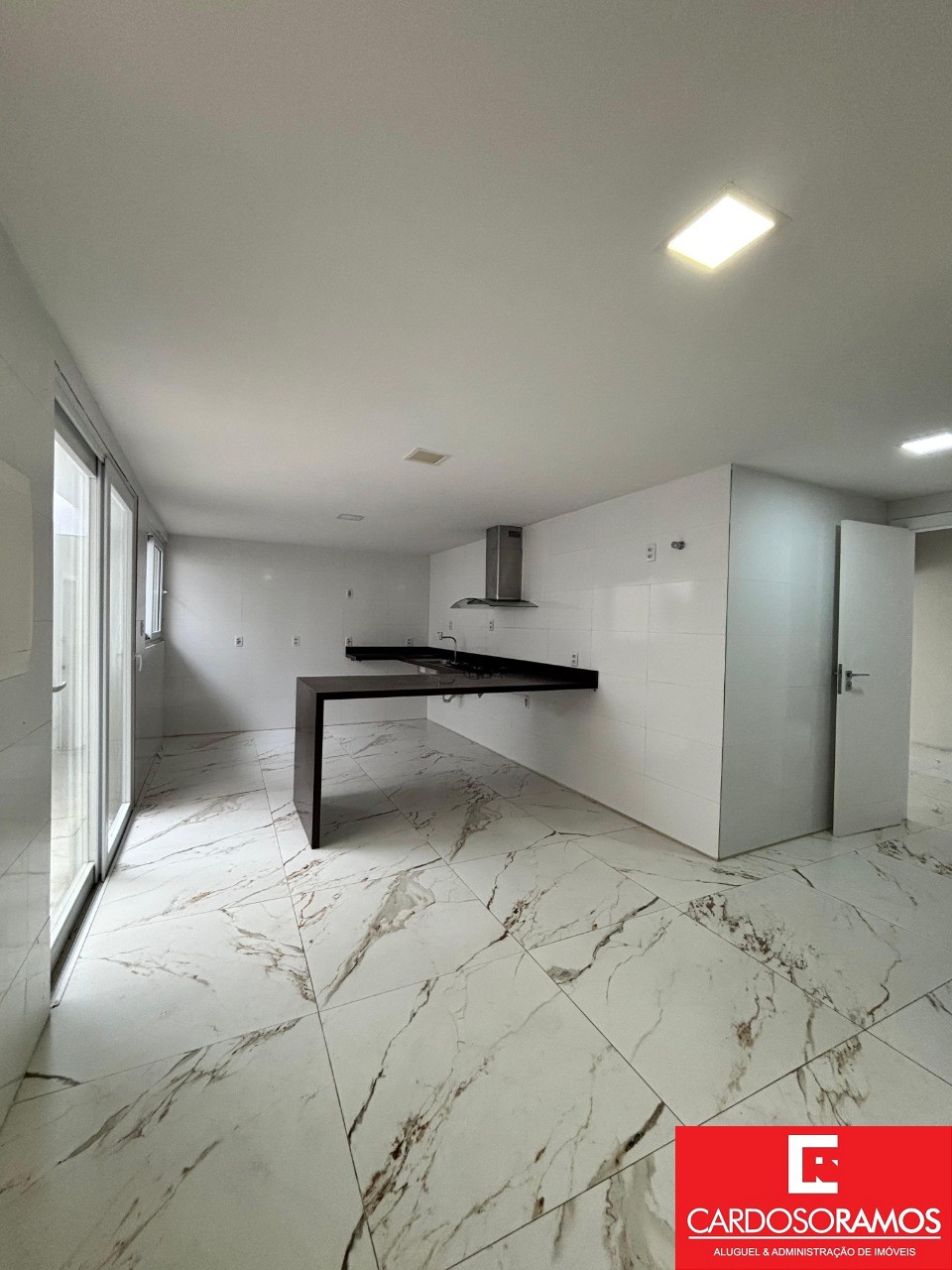 Casa, 3 quartos, 222 m² - Foto 3