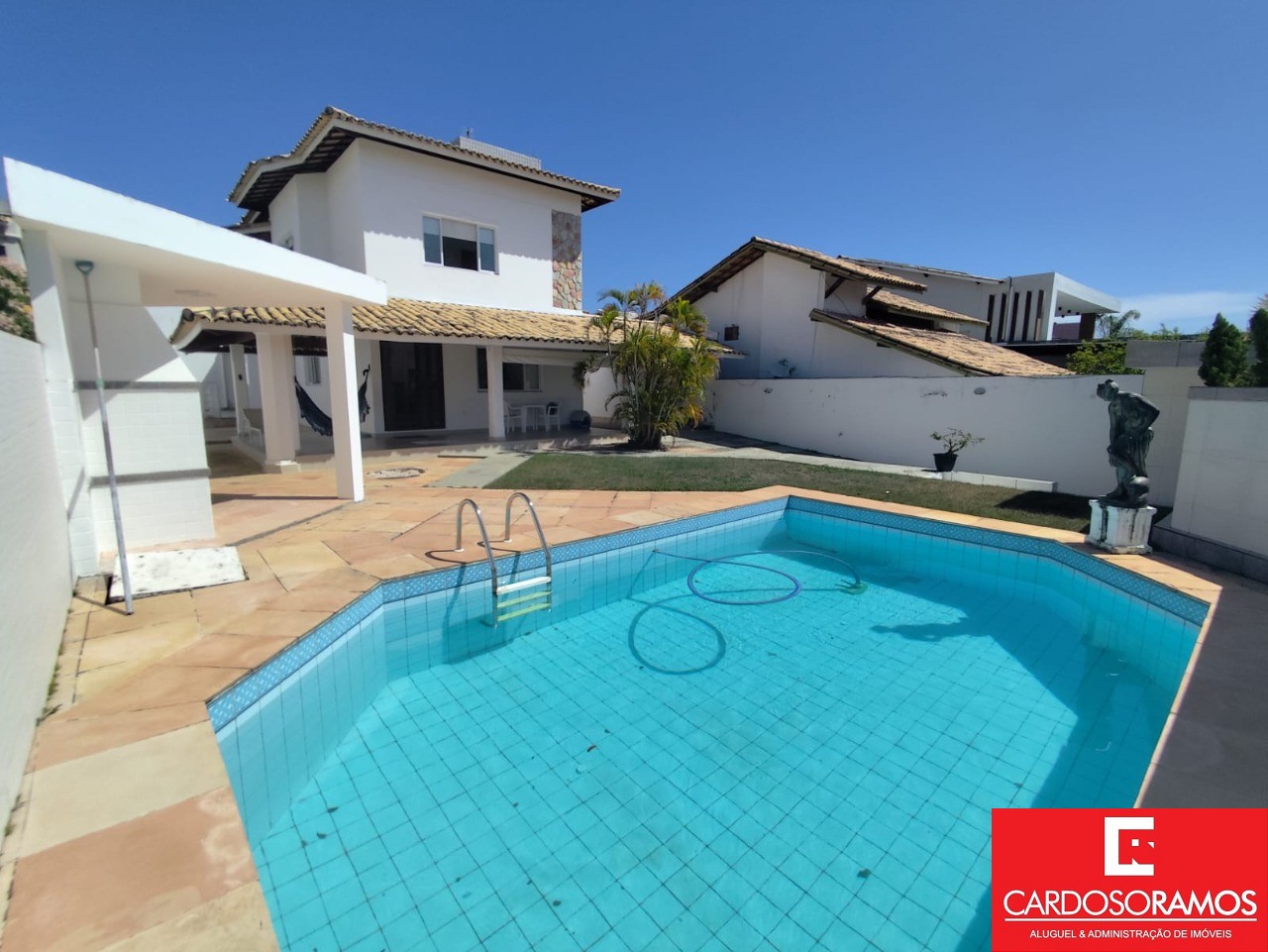 Casa, 3 quartos, 213 m² - Foto 1