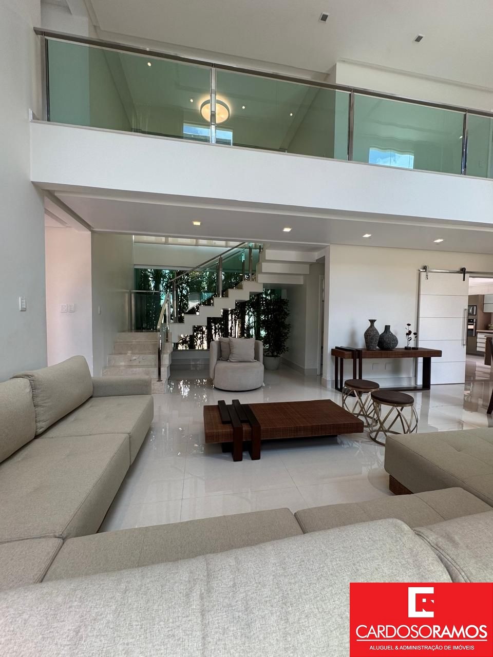 Casa, 3 quartos, 288 m² - Foto 2