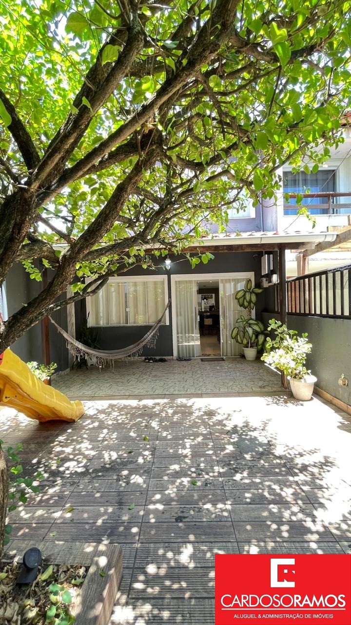 Casa, 3 quartos, 72 m² - Foto 1