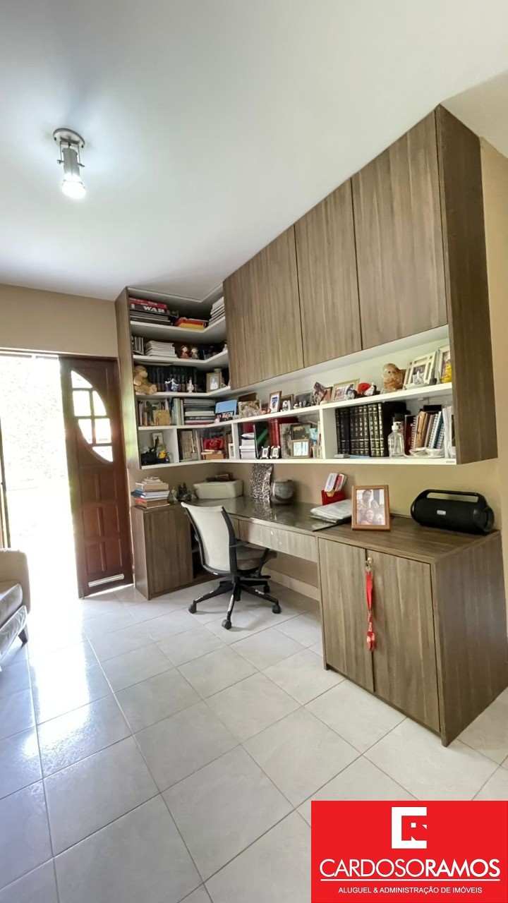 Casa, 5 quartos, 300 m² - Foto 27
