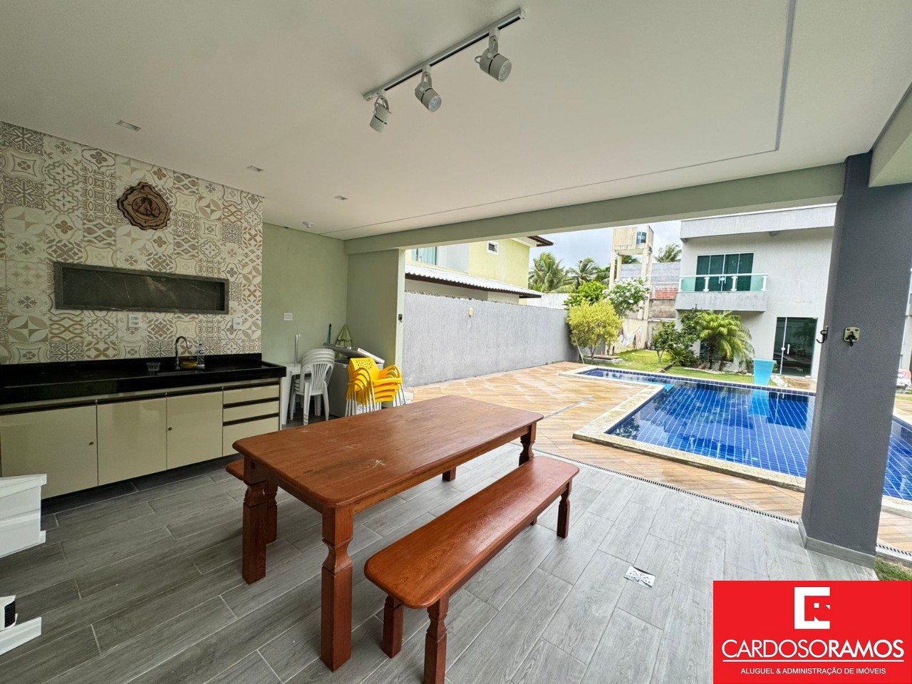 Casa, 4 quartos, 214 m² - Foto 2