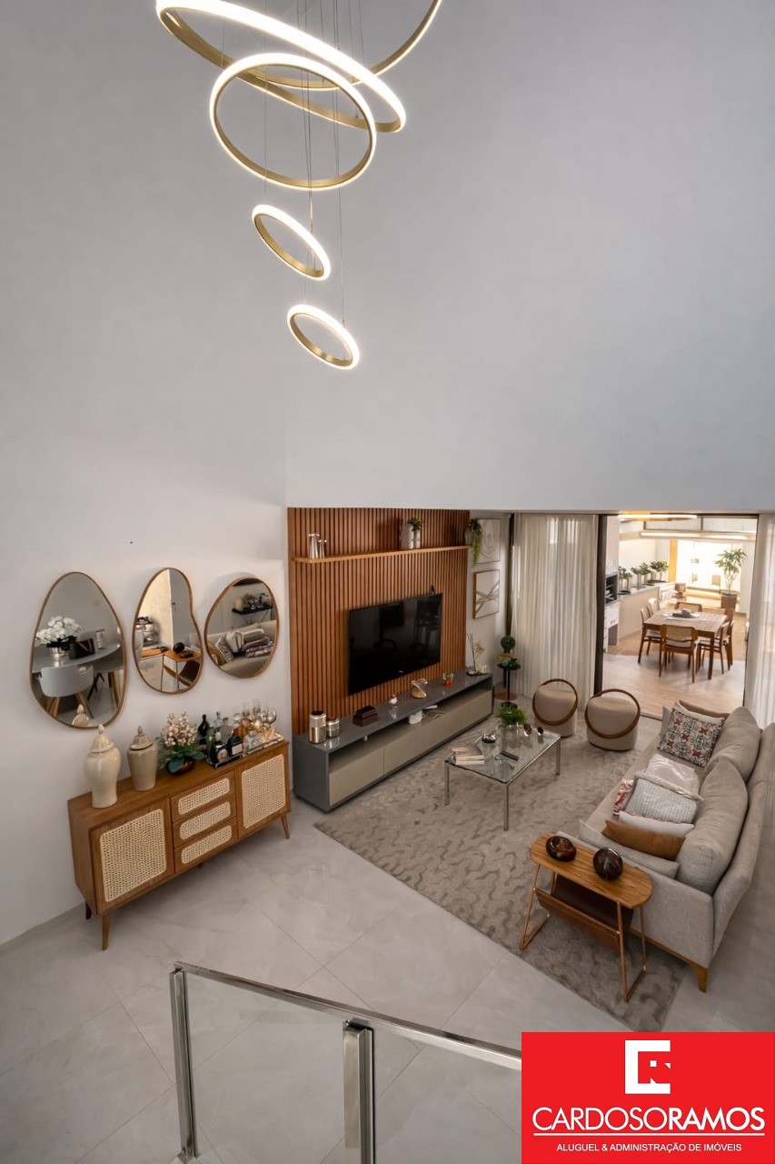 Casa, 4 quartos, 219 m² - Foto 1