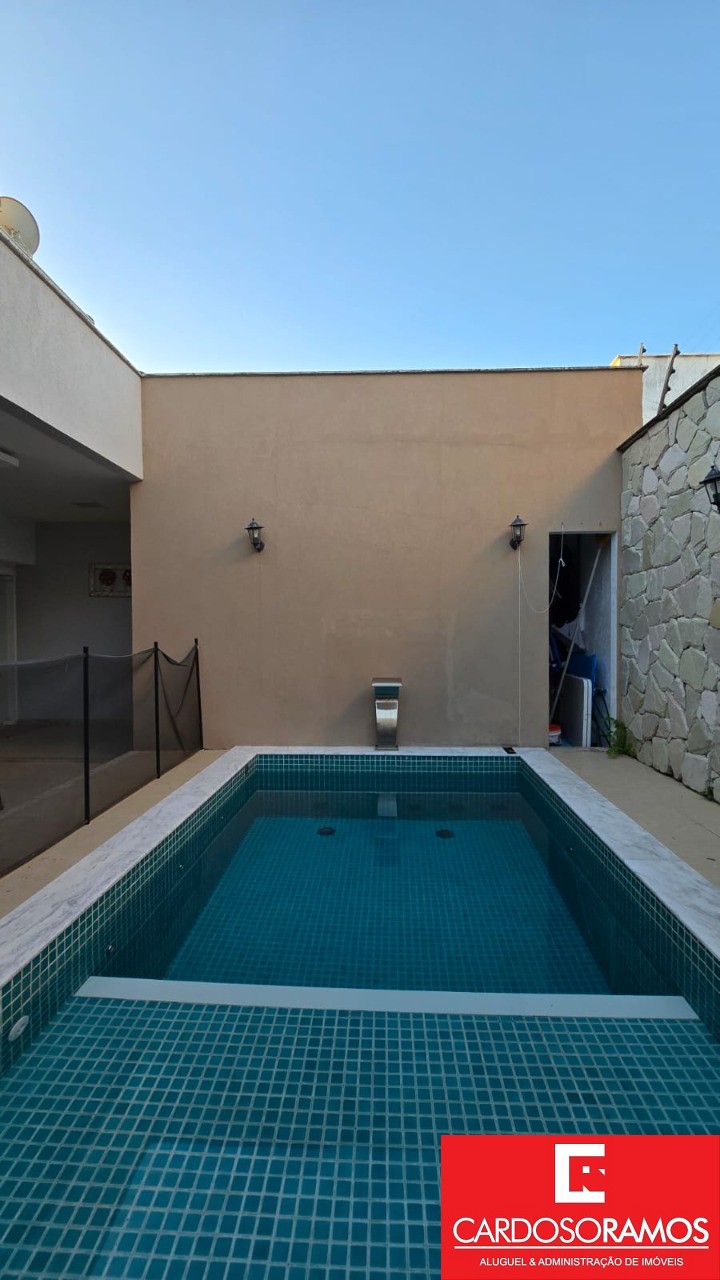 Casa, 4 quartos, 243 m² - Foto 32