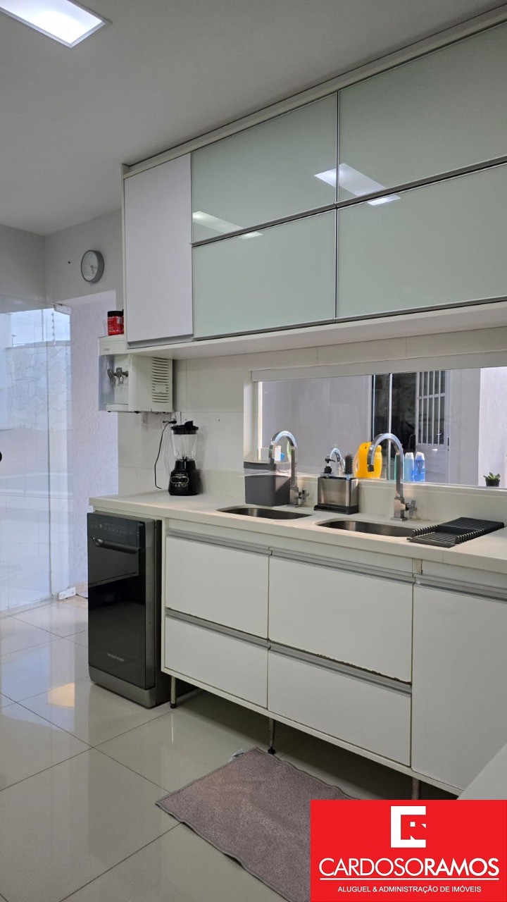 Casa, 4 quartos, 243 m² - Foto 12