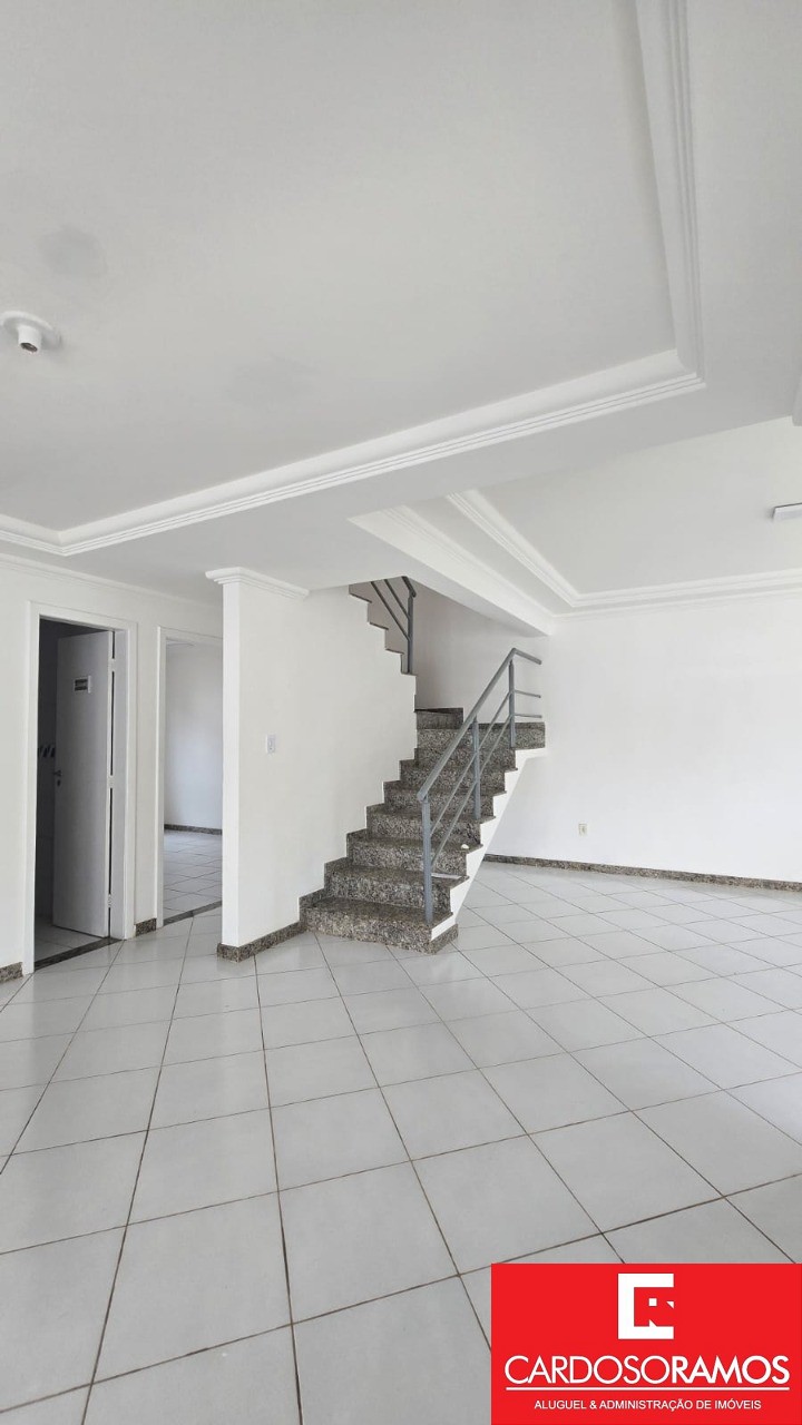 Casa, 4 quartos, 300 m² - Foto 4