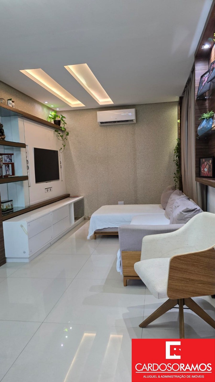 Casa, 4 quartos, 243 m² - Foto 2