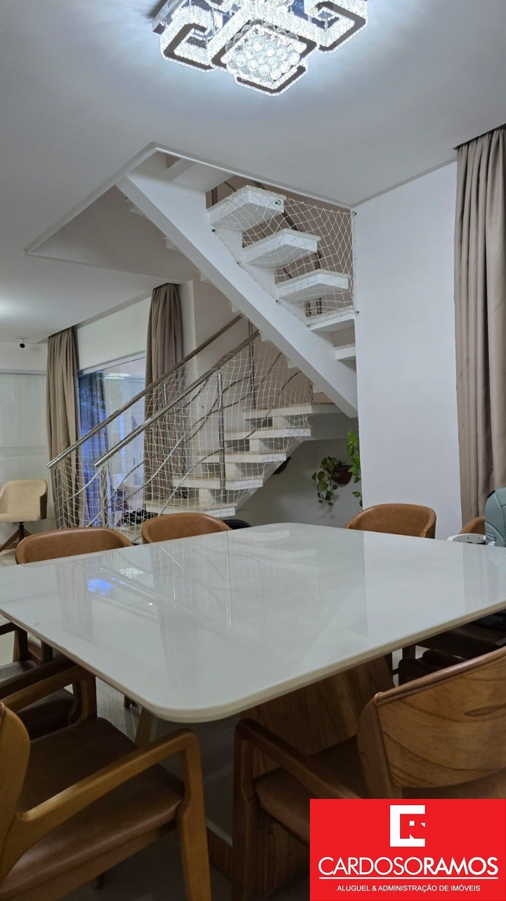 Casa, 4 quartos, 243 m² - Foto 5