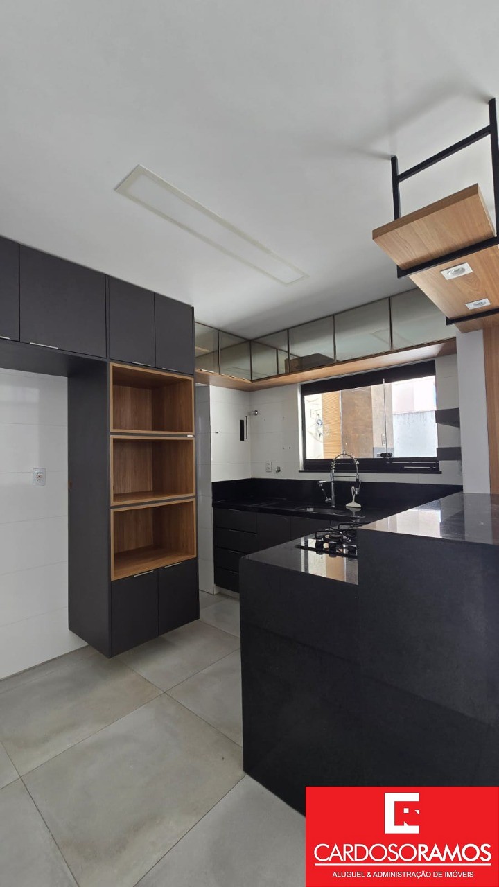 Casa, 4 quartos - Foto 1
