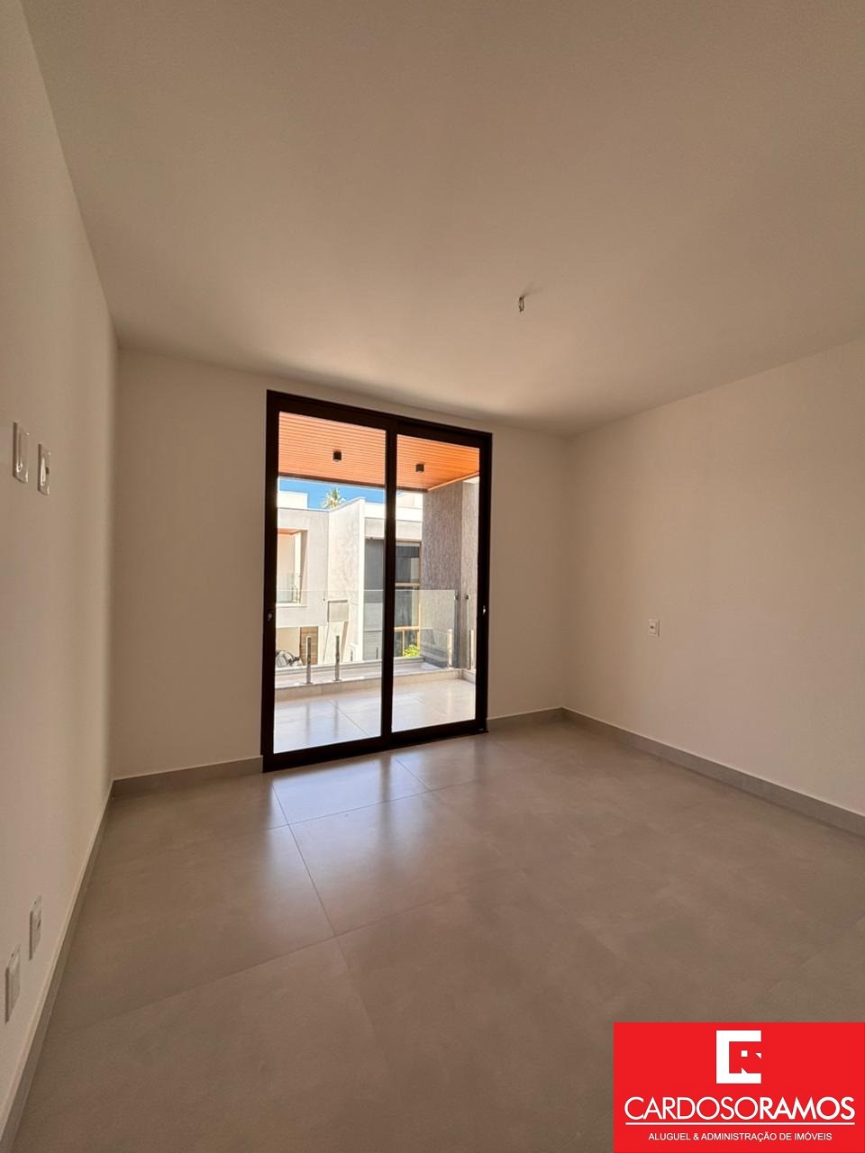 Casa, 4 quartos, 240 m² - Foto 9