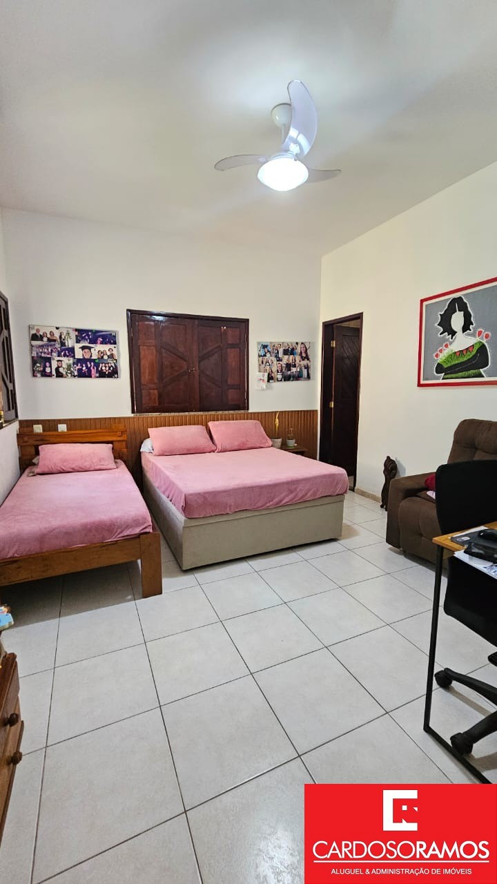 Casa, 4 quartos, 350 m² - Foto 13