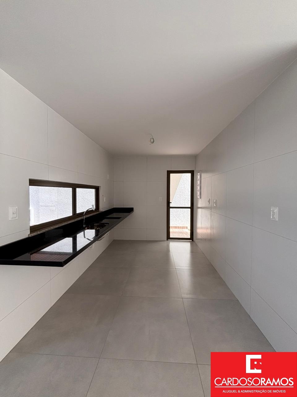 Casa, 4 quartos, 240 m² - Foto 7