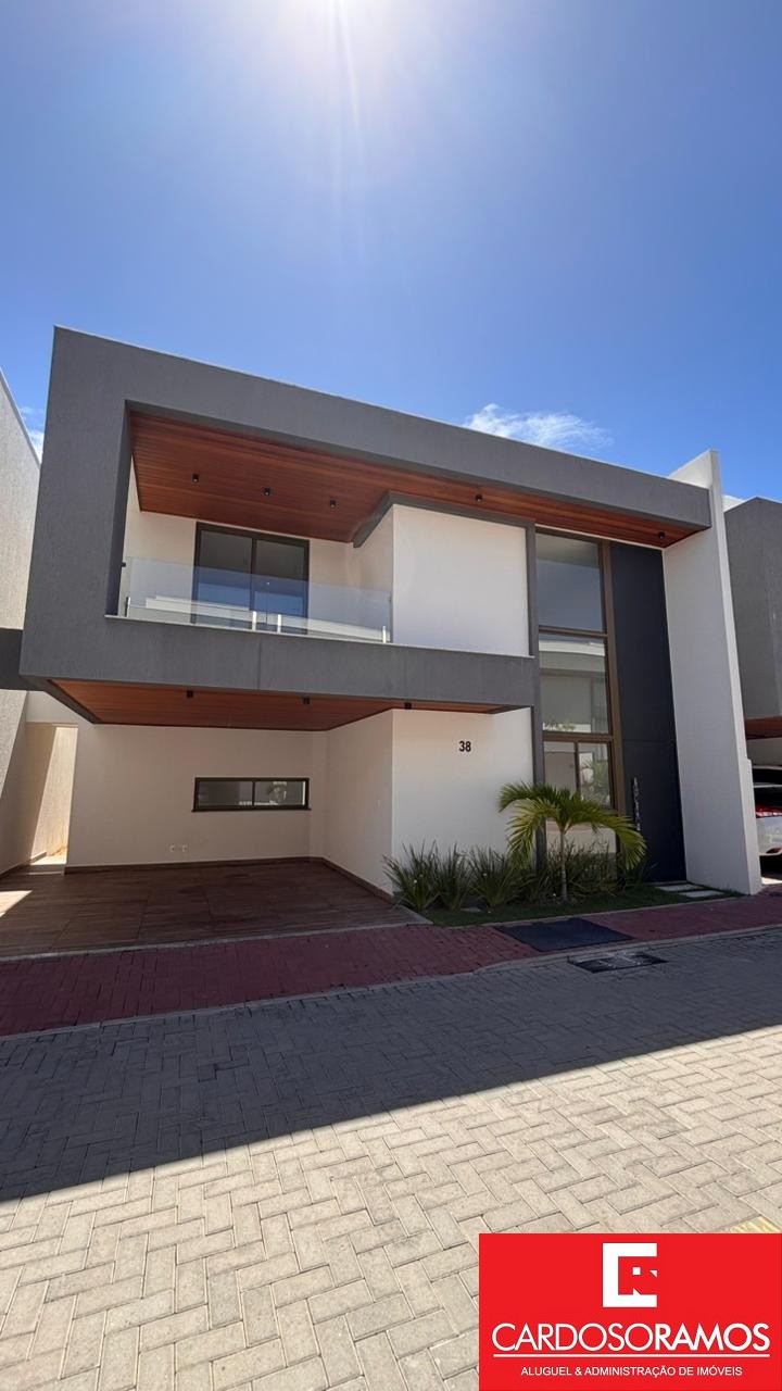 Casa, 4 quartos, 240 m² - Foto 1
