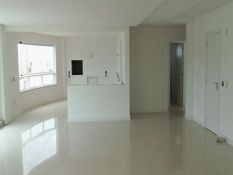 Apartamento, 4 quartos, 212 m² - Foto 2