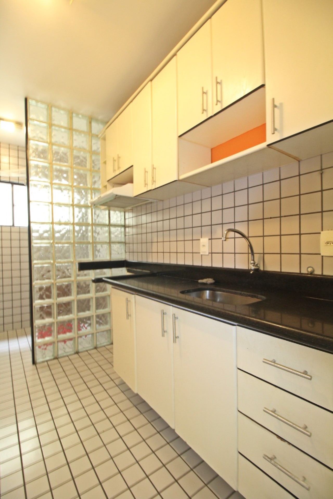 Apartamento para alugar com 3 quartos, 74m² - Foto 17