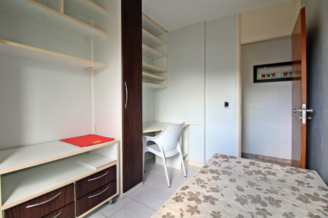 Apartamento para alugar com 3 quartos, 74m² - Foto 9