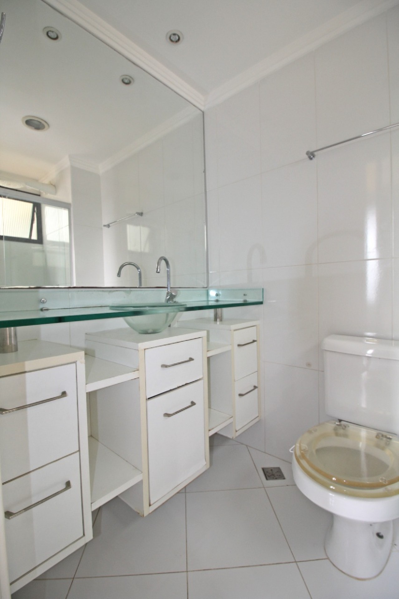 Apartamento para alugar com 3 quartos, 74m² - Foto 15
