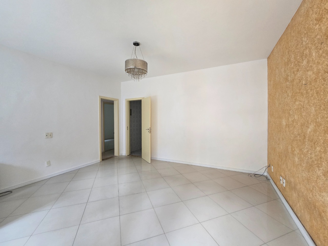 Casa, 4 quartos, 256 m² - Foto 3